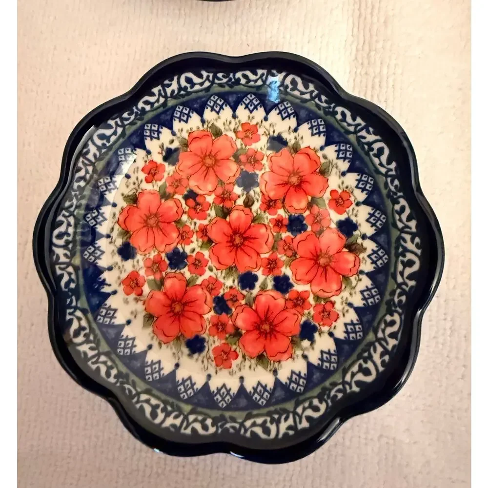 New Sister Wu Ceramic Tapas / Appetizer Dishes Set small scalloped plates